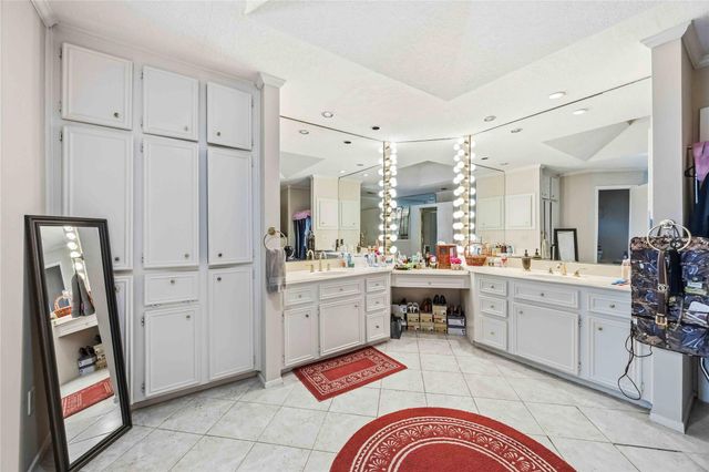 17626 Wild Oak Drive, Houston, TX 77090