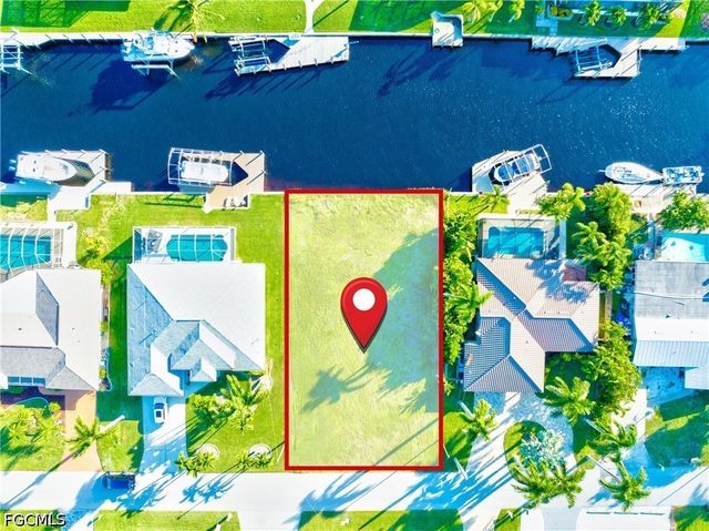 2022 SE 29th ST, Cape Coral, FL 33904