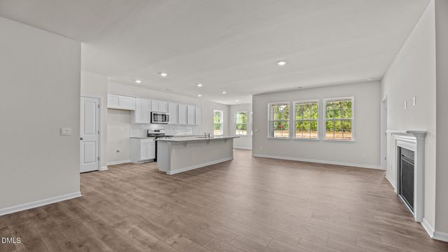 1384 Lansdowne Drive, Mebane, NC 27302