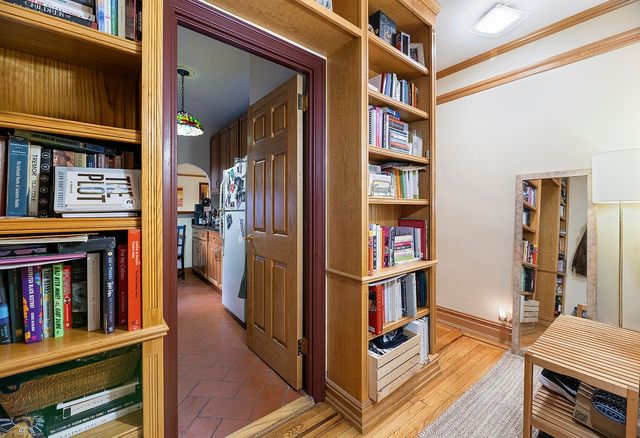 170 E 94th St Apt 5E, New York City, NY 10128