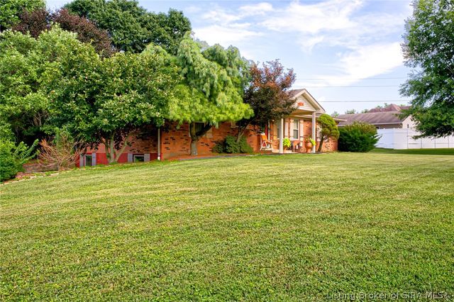 6824 Saint Marys Road, Floyds Knobs, IN 47119