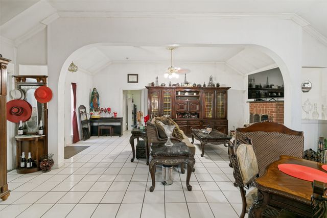 8708 County Road 513, Alvarado, TX 76009