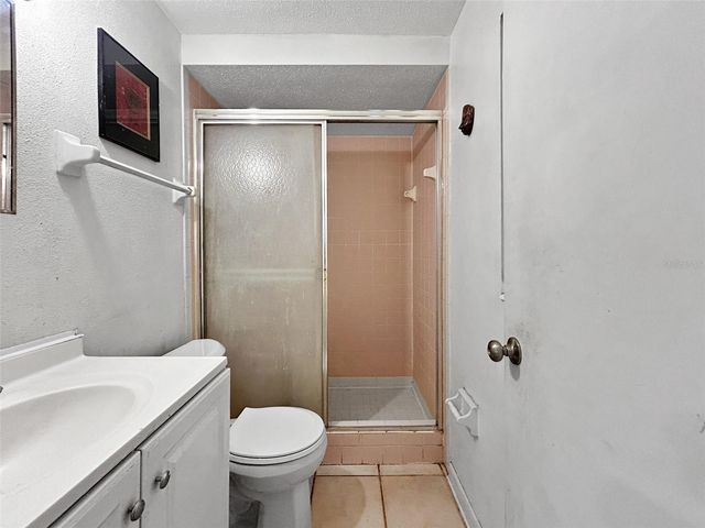 2006 CRICKET LANE, Valrico, FL 33594