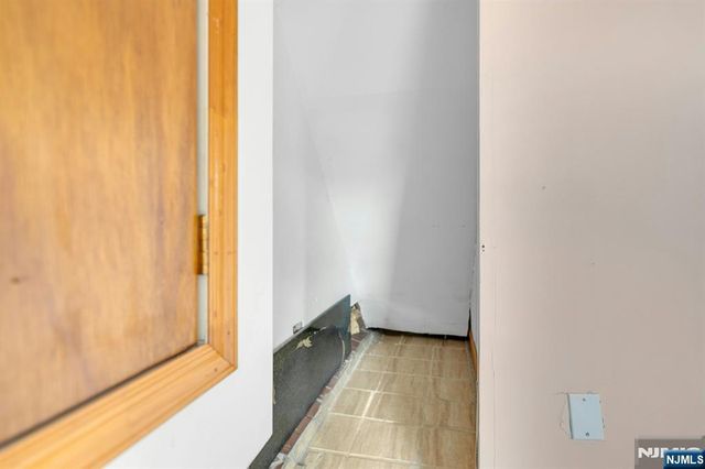 439 Bergen Boulevard, Palisades Park, NJ 07650