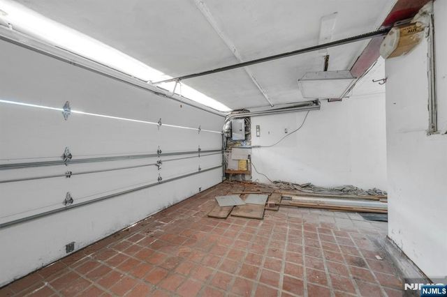 439 Bergen Boulevard, Palisades Park, NJ 07650