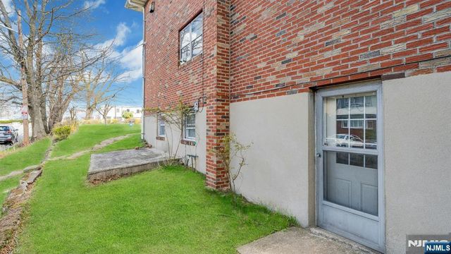 439 Bergen Boulevard, Palisades Park, NJ 07650