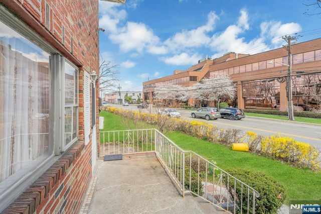 439 Bergen Boulevard, Palisades Park, NJ 07650