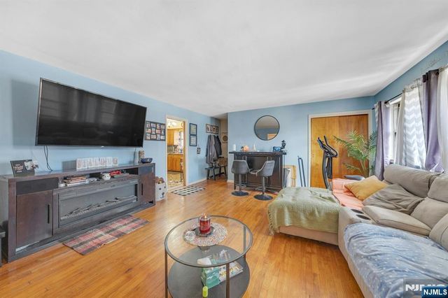 439 Bergen Boulevard, Palisades Park, NJ 07650