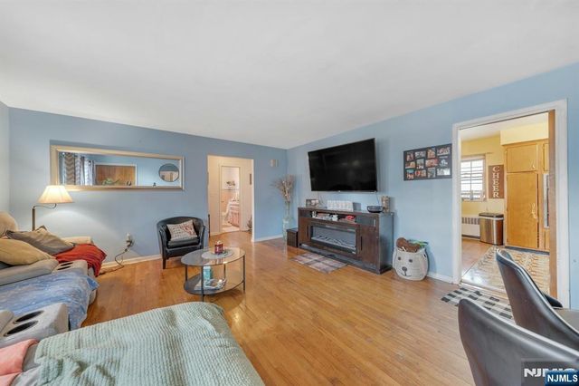 439 Bergen Boulevard, Palisades Park, NJ 07650