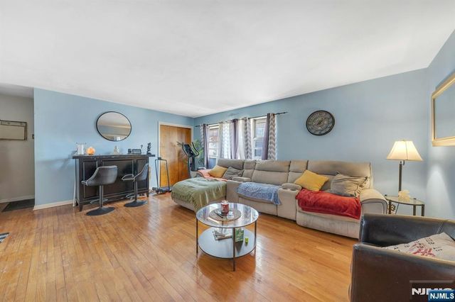 439 Bergen Boulevard, Palisades Park, NJ 07650