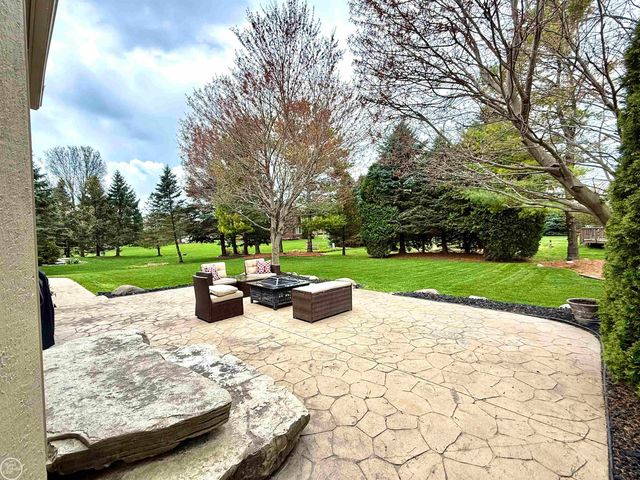 54959 Danielle Street, New Baltimore, MI 48047