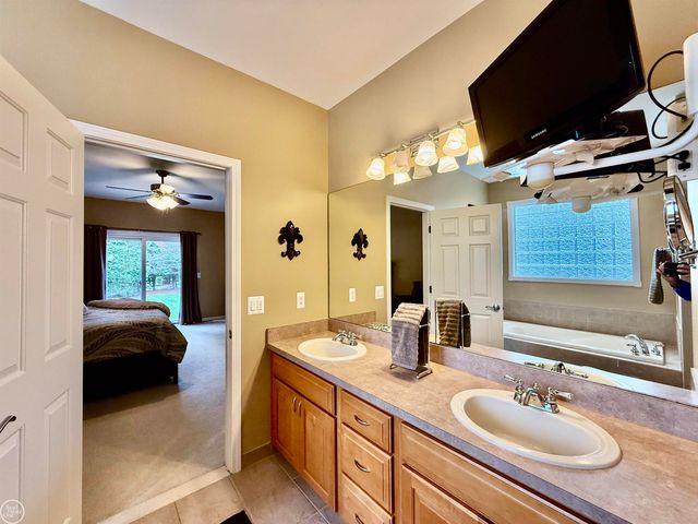 54959 Danielle Street, New Baltimore, MI 48047