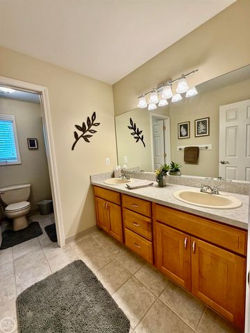 54959 Danielle Street, New Baltimore, MI 48047