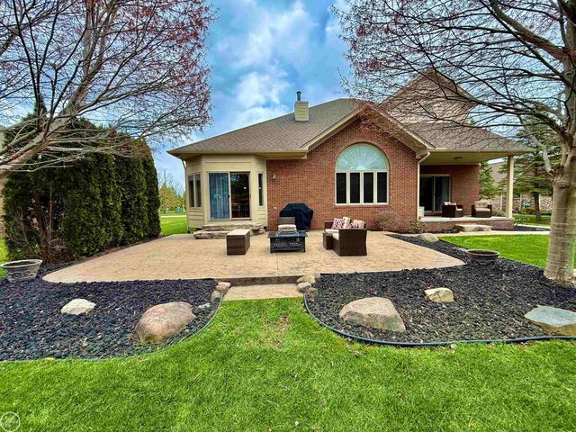 54959 Danielle Street, New Baltimore, MI 48047