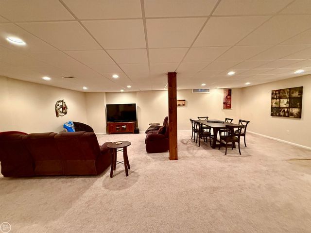 54959 Danielle Street, New Baltimore, MI 48047