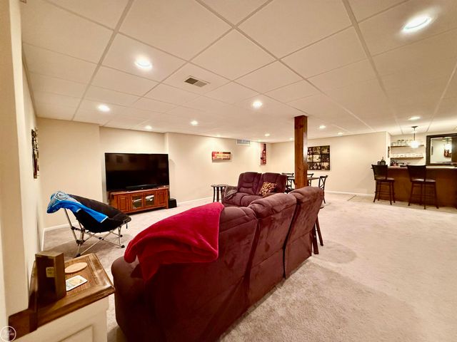 54959 Danielle Street, New Baltimore, MI 48047