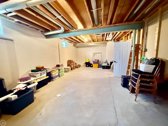 54959 Danielle Street, New Baltimore, MI 48047