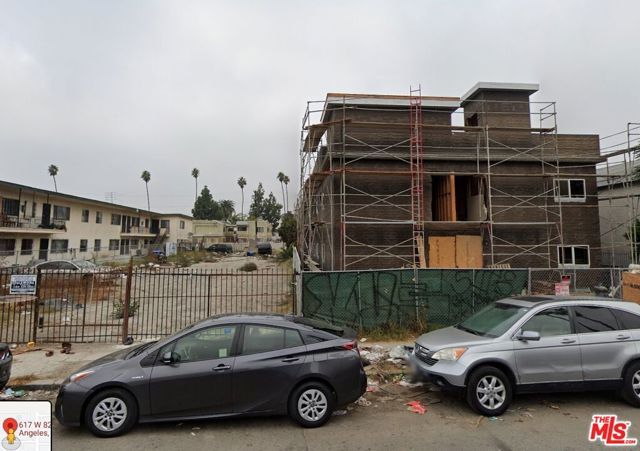 617 W 82Nd Street, Los Angeles, CA 90044