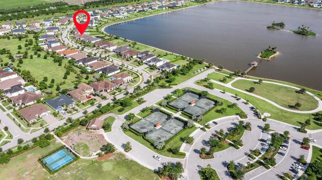935 Hookline Circle, Loxahatchee, FL 33470