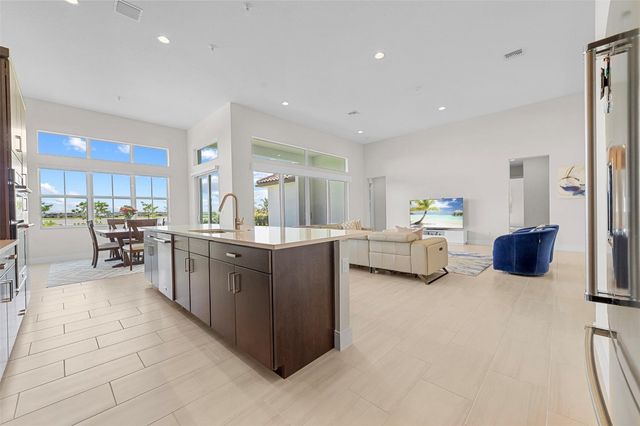 935 Hookline Circle, Loxahatchee, FL 33470