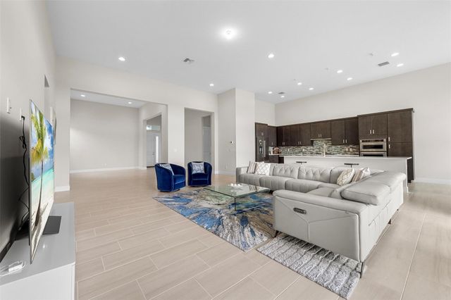 935 Hookline Circle, Loxahatchee, FL 33470