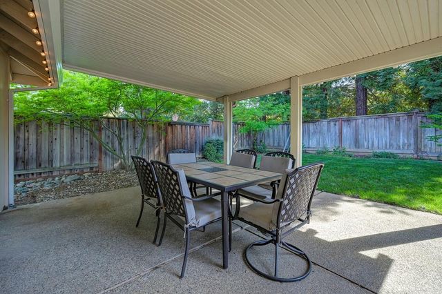 5408 E Brook Way, Elk Grove, CA 95758