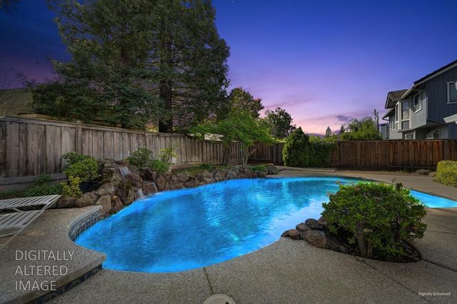 5408 E Brook Way, Elk Grove, CA 95758