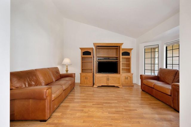 5408 E Brook Way, Elk Grove, CA 95758