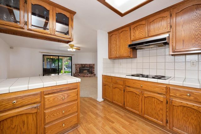 5408 E Brook Way, Elk Grove, CA 95758