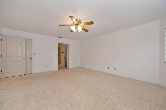 5408 E Brook Way, Elk Grove, CA 95758