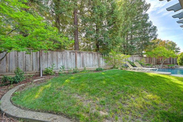 5408 E Brook Way, Elk Grove, CA 95758