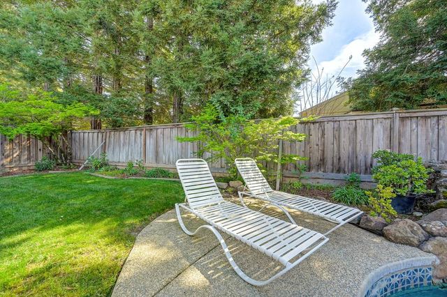 5408 E Brook Way, Elk Grove, CA 95758
