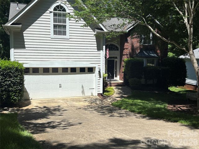 6116 Robley Tate Court, Charlotte, NC 28270