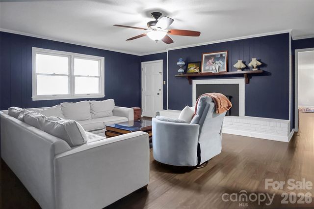 808 Old Mt Holly Road, Stanley, NC 28164