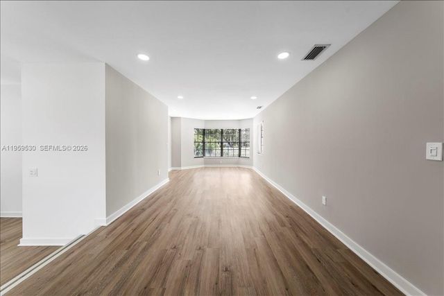 7705 SW 66th St 0, South Miami, FL 33143