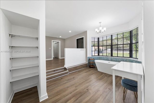 7705 SW 66th St 0, South Miami, FL 33143