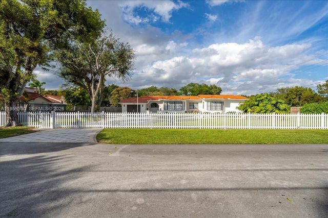 7705 SW 66th St 0, South Miami, FL 33143