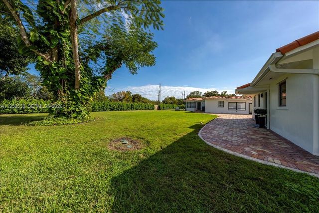 7705 SW 66th St 0, South Miami, FL 33143