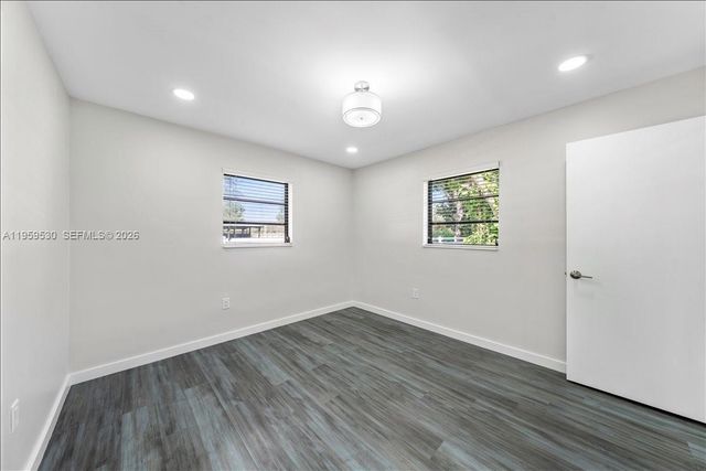 7705 SW 66th St 0, South Miami, FL 33143