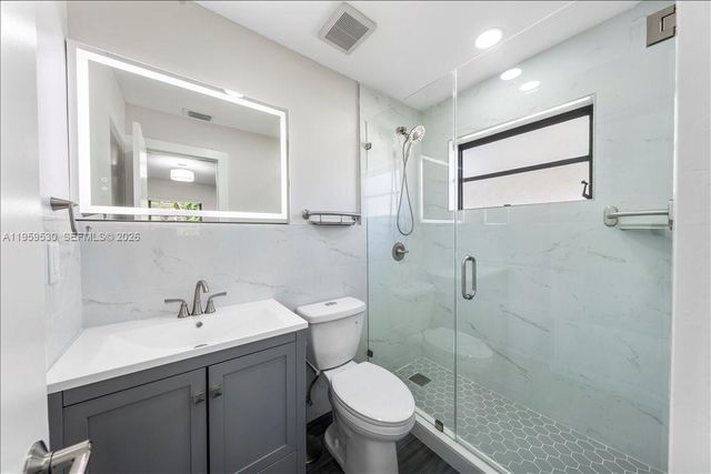 7705 SW 66th St 0, South Miami, FL 33143