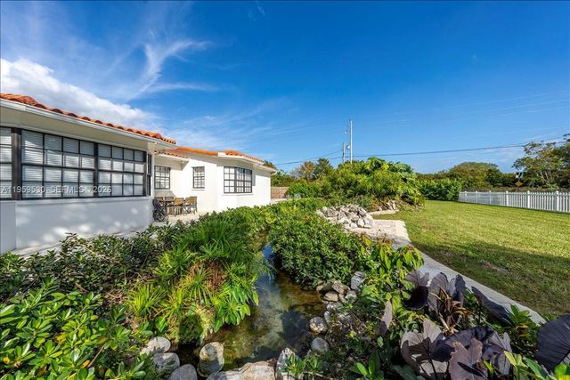 7705 SW 66th St 0, South Miami, FL 33143