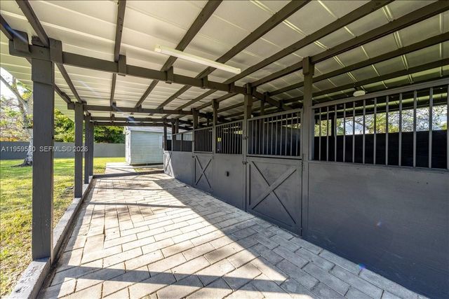 7705 SW 66th St 0, South Miami, FL 33143