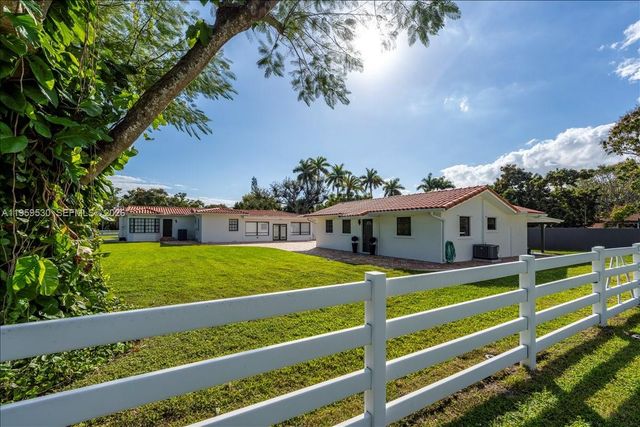 7705 SW 66th St 0, South Miami, FL 33143