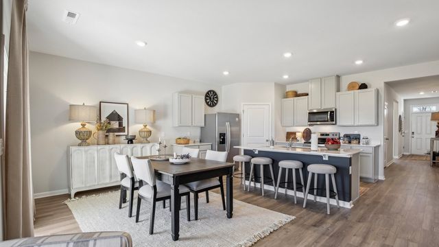2210 Cheltenham Place, Columbia, TN 38401