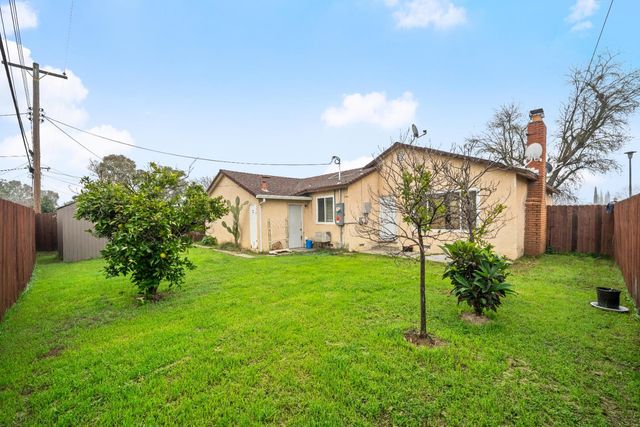 7550 21st St, Sacramento, CA 95822