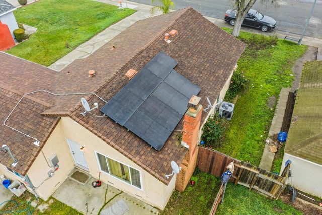 7550 21st St, Sacramento, CA 95822