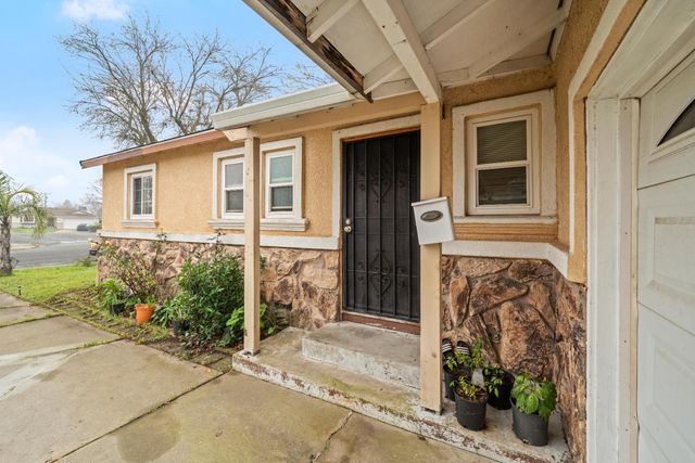 7550 21st St, Sacramento, CA 95822