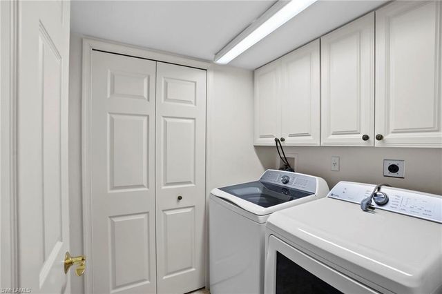 340 Horse Creek DR # 307, Naples, FL 34110