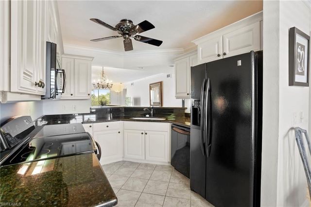 340 Horse Creek DR # 307, Naples, FL 34110