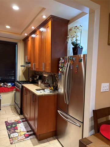 758 Brady Avenue 112, Bronx, NY 10462